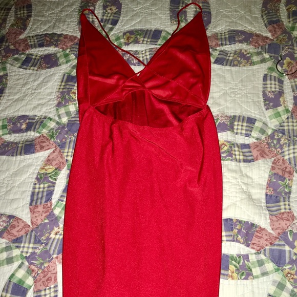 Nice red cocktail dress. - Picture 2 of 2